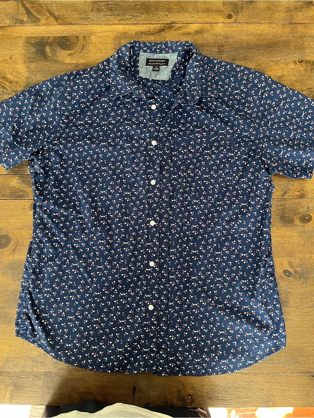 Banana Republic Navy Blue Short-Sleeve Button-Down with Small Floral Print